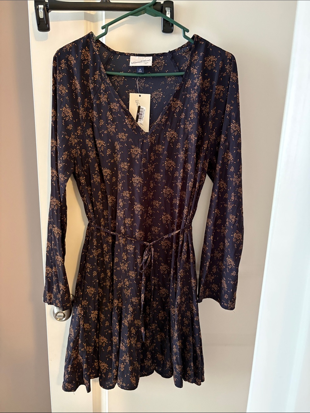 Universal Thread Navy Floral Long-Sleeve Tie-Waist Dress